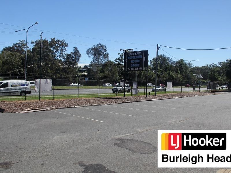 103 Olsen Avenue, Labrador QLD 4215