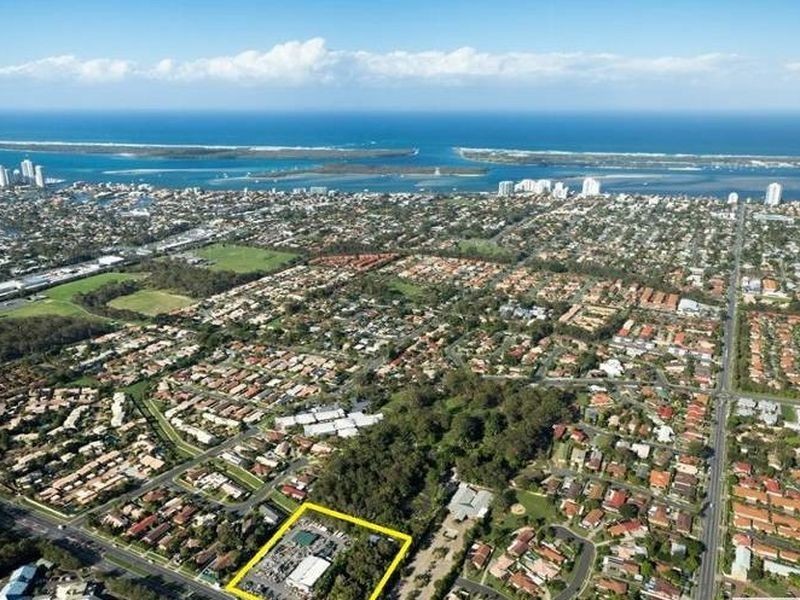 103 Olsen Avenue, Labrador QLD 4215