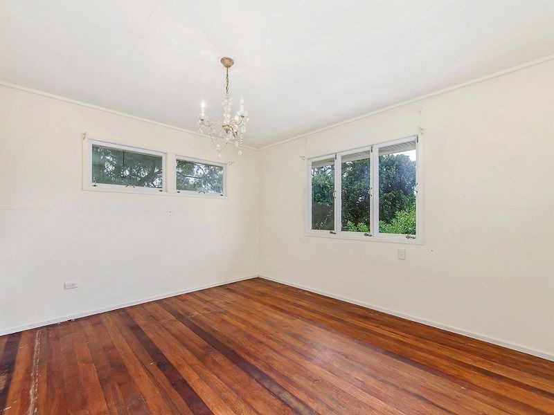 15 Grevillea Dr, Varsity Lakes QLD 4227