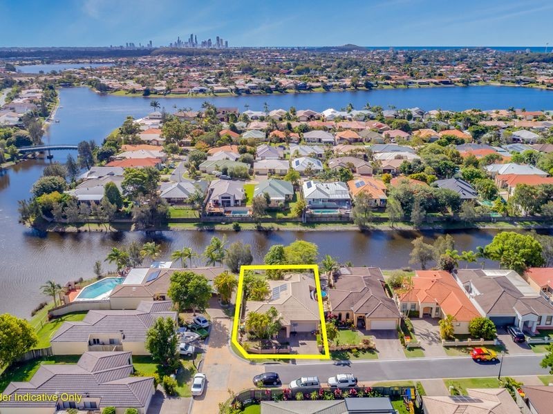 39 Gardendale Crescent, Burleigh Waters QLD 4220