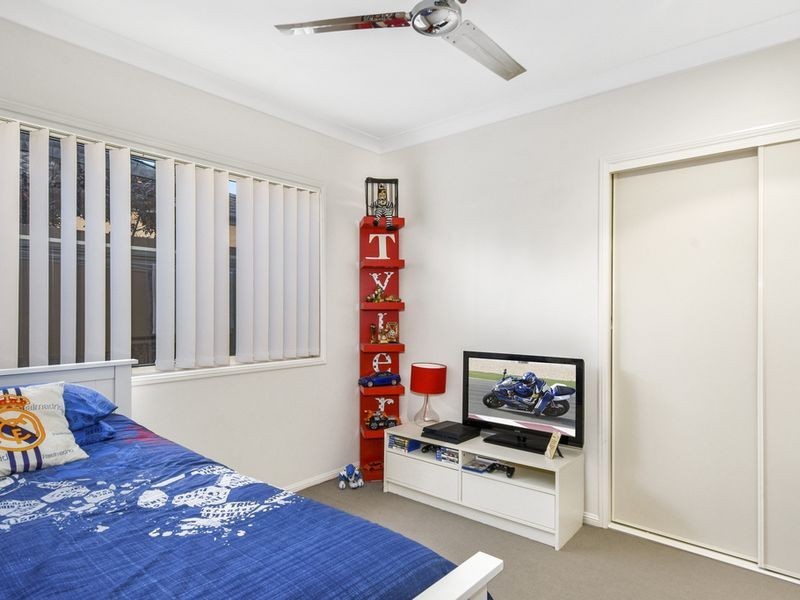 39 Gardendale Crescent, Burleigh Waters QLD 4220