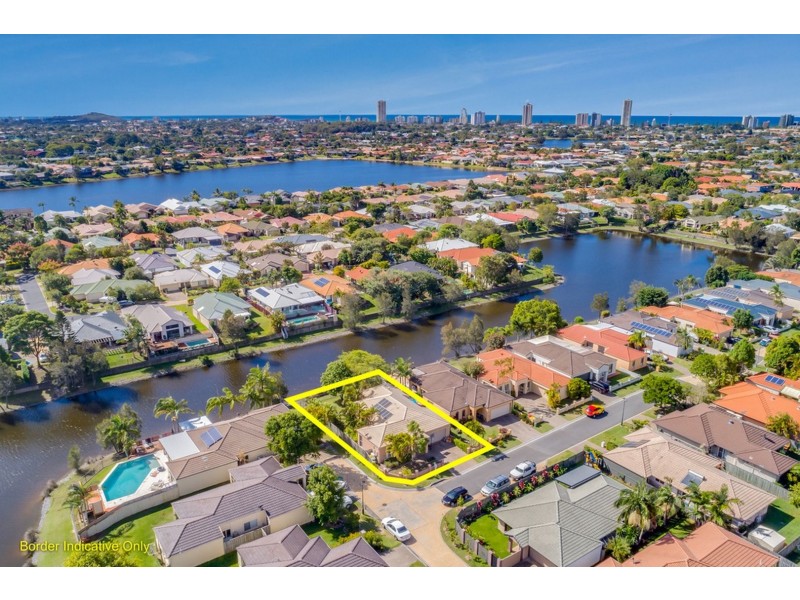 39 Gardendale Crescent, Burleigh Waters QLD 4220