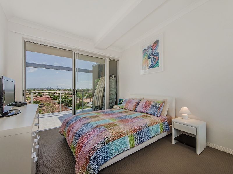 3202/12 Executive Drive, Burleigh Waters QLD 4220