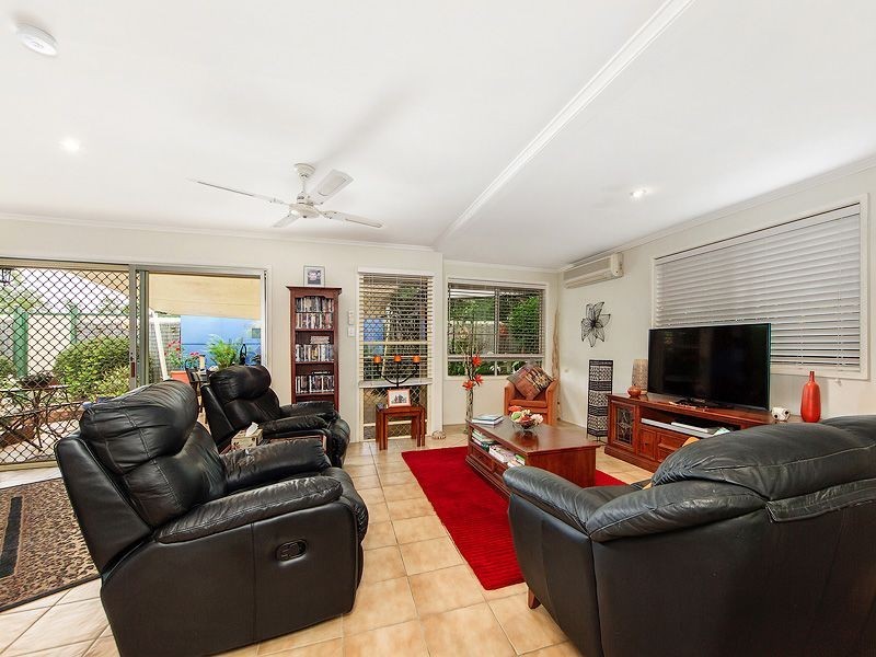 1/12 Sarath Street, Mudgeeraba QLD 4213