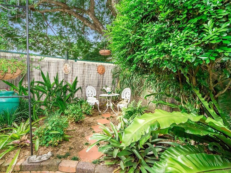 1/12 Sarath Street, Mudgeeraba QLD 4213