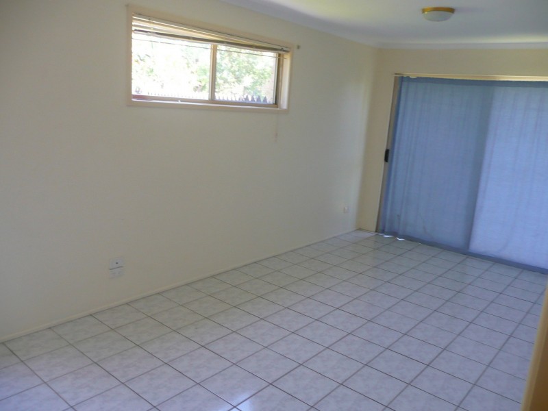 6 Triscay Place, Varsity Lakes QLD 4227