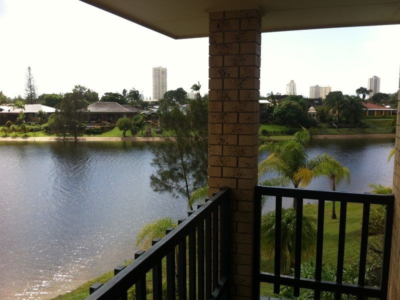 3/7 Barbet Place, Burleigh Waters QLD 4220