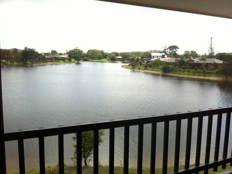3/7 Barbet Place, Burleigh Waters QLD 4220