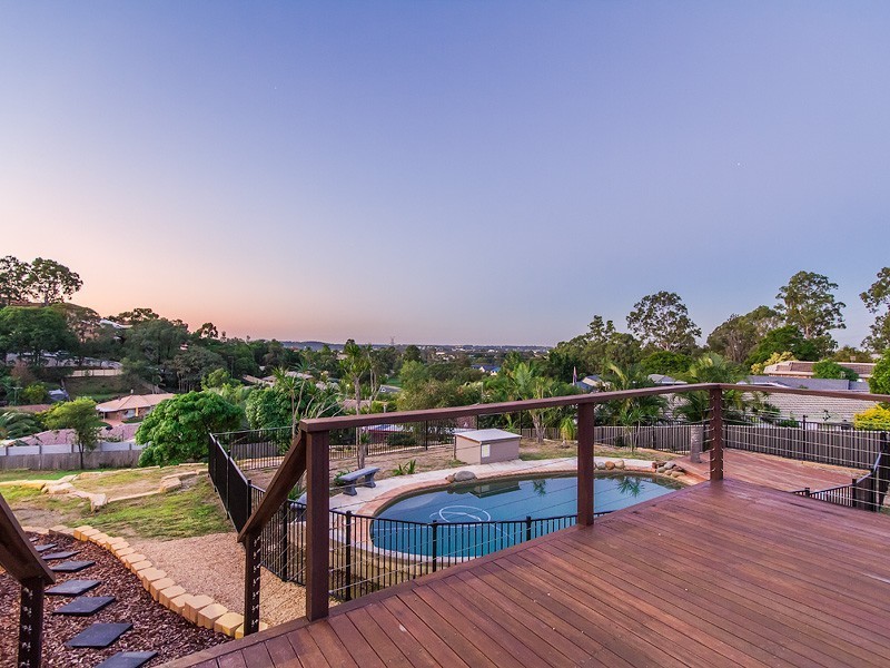 44 Renfrew Drive, Highland Park QLD 4211