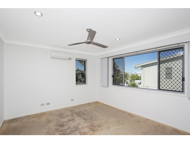 56 Venice Street, Burleigh Waters QLD 4220