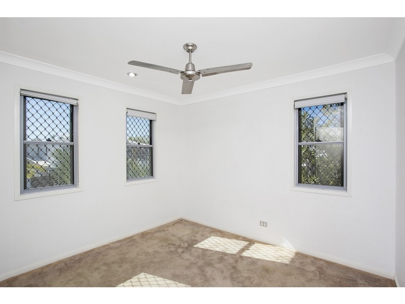 56 Venice Street, Burleigh Waters QLD 4220