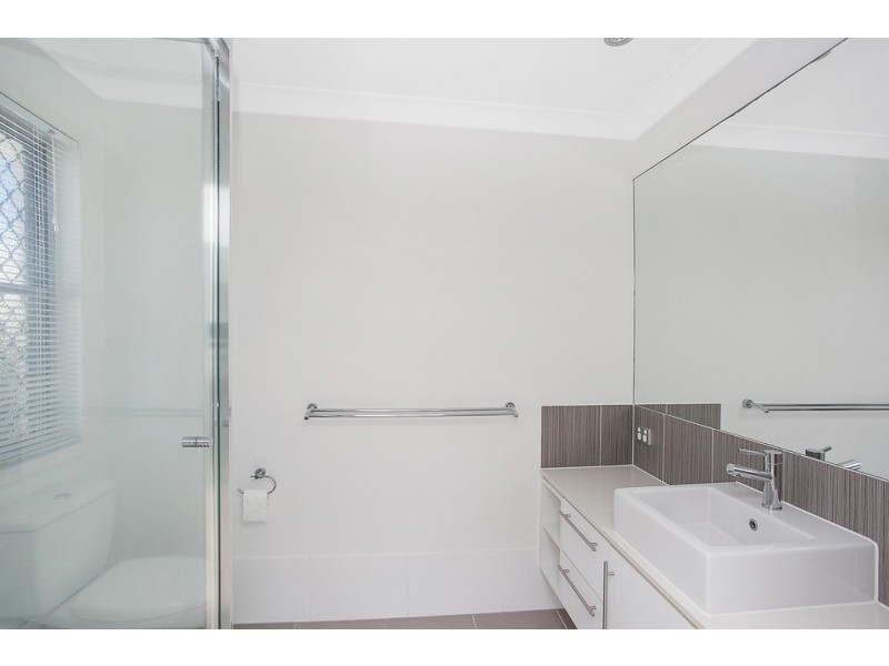 56 Venice Street, Burleigh Waters QLD 4220