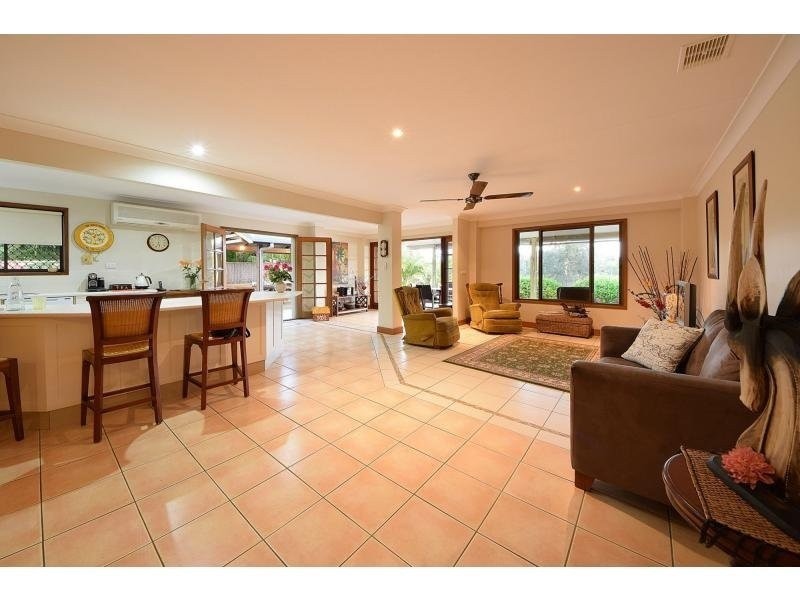 54 Honeyeater Drive, Burleigh Waters QLD 4220