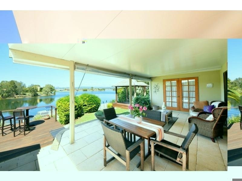 54 Honeyeater Drive, Burleigh Waters QLD 4220