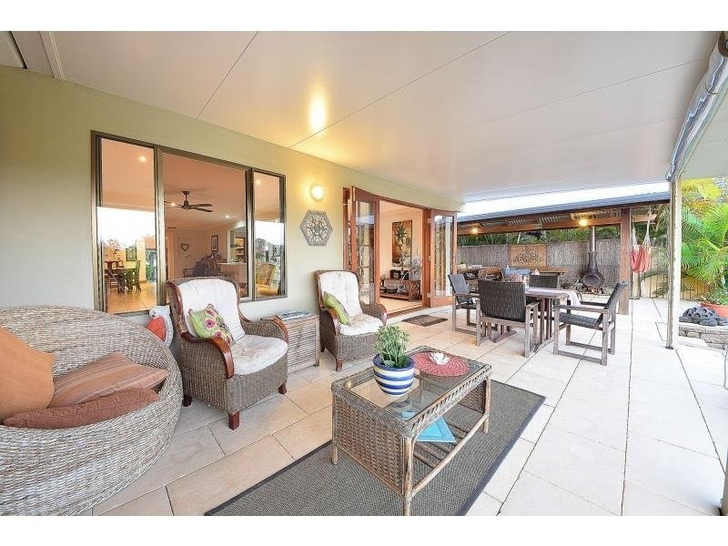 54 Honeyeater Drive, Burleigh Waters QLD 4220