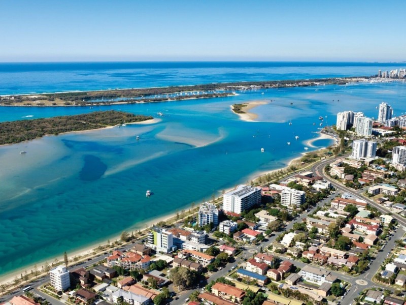 14 – 16 Bright Avenue, Labrador QLD 4215