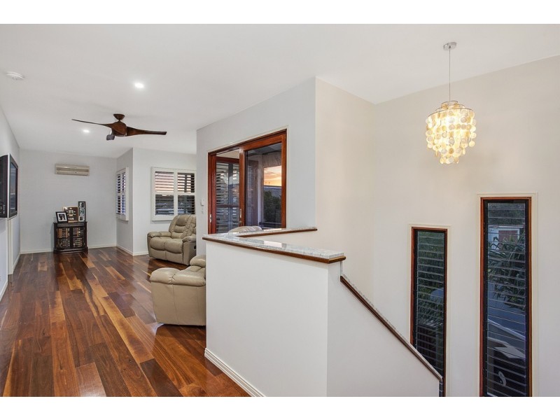 Unit 2/2 Cedar Court, Burleigh Heads QLD 4220