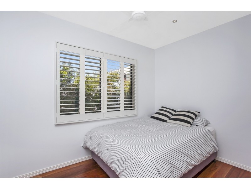 Unit 2/2 Cedar Court, Burleigh Heads QLD 4220