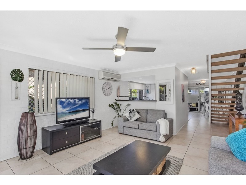 1/4-6 Snowgum Court, Burleigh Waters QLD 4220