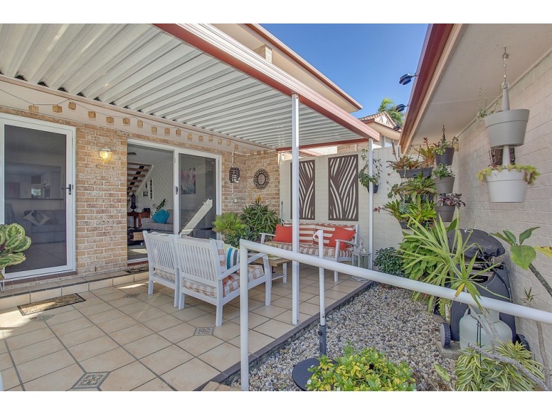 1/4-6 Snowgum Court, Burleigh Waters QLD 4220