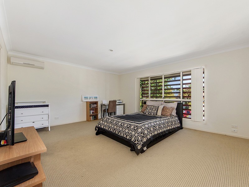 4/14 Lantau Crescent, Varsity Lakes QLD 4227