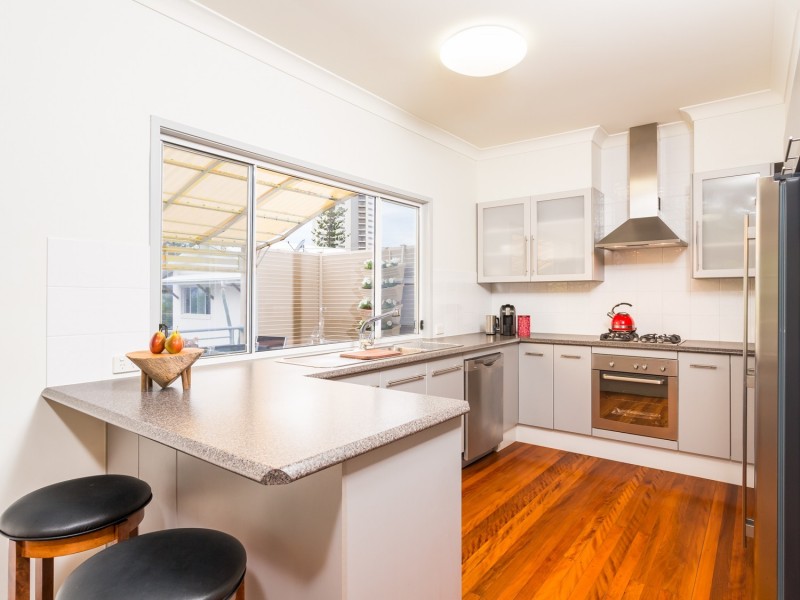 1856 Gold Coast Highway, Burleigh Heads QLD 4220