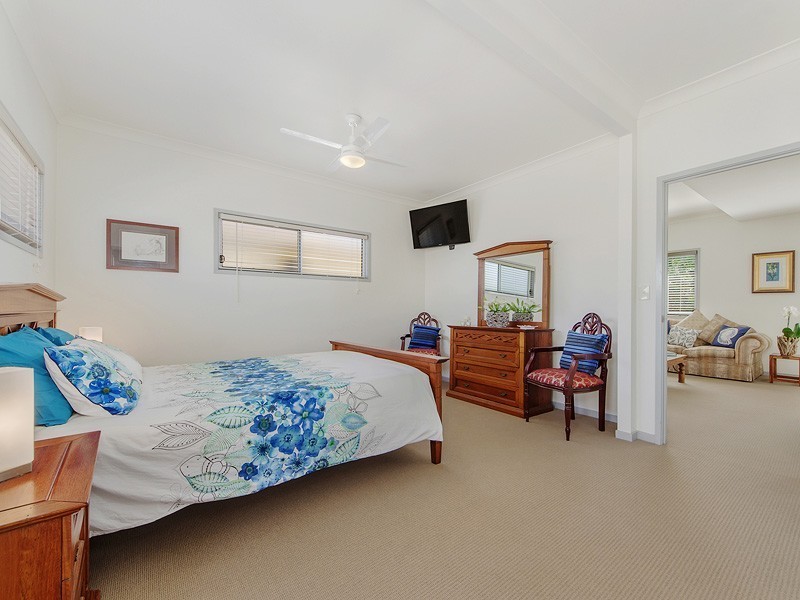 1856 Gold Coast Highway, Burleigh Heads QLD 4220