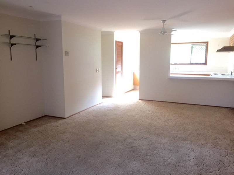 28/105 Christine Ave, Burleigh Waters QLD 4220