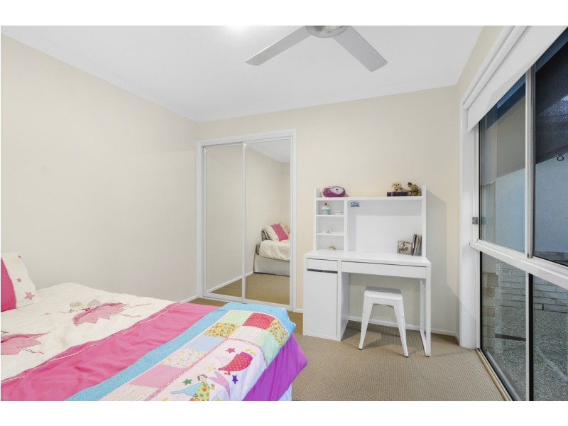 23 Rainbird Close, Burleigh Waters QLD 4220