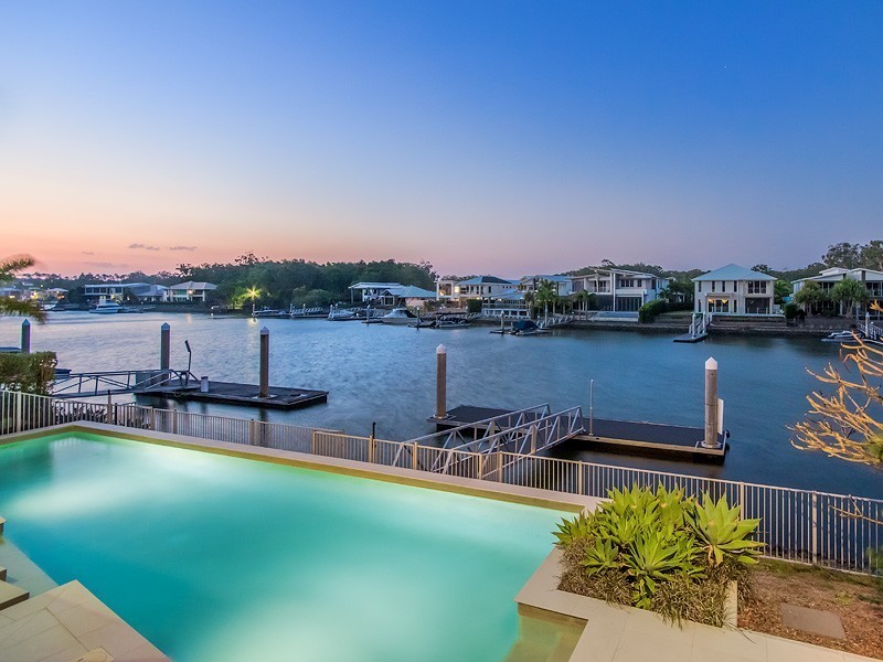 38 Buccaneer Way, Coomera Waters QLD 4209