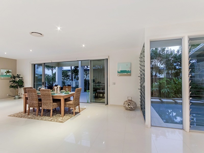 38 Buccaneer Way, Coomera Waters QLD 4209