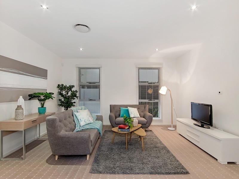 38 Buccaneer Way, Coomera Waters QLD 4209