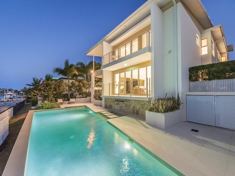 38 Buccaneer Way, Coomera Waters QLD 4209