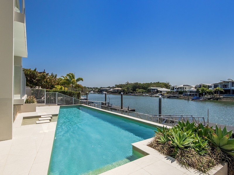 38 Buccaneer Way, Coomera Waters QLD 4209