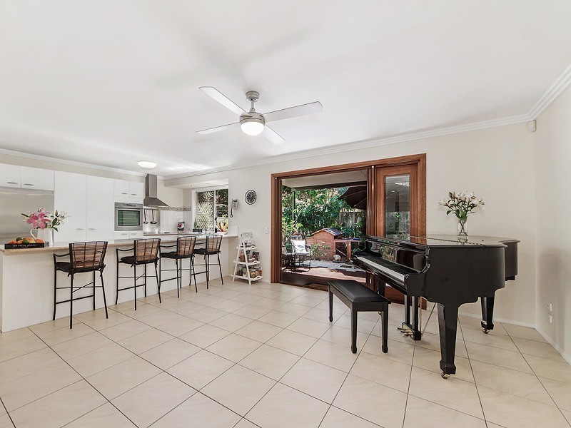 31 Wiltshire Drive, Mudgeeraba QLD 4213