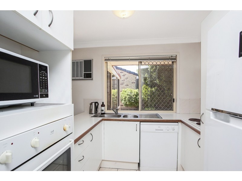 105 Mattocks Road, Burleigh Waters QLD 4220