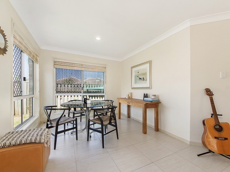 2/6 Bella Donna Place, Robina QLD 4226