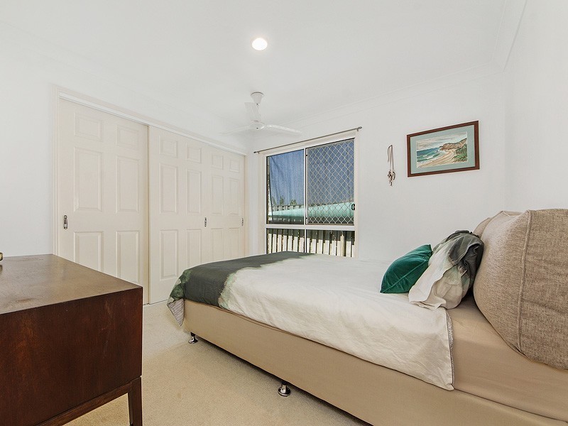 2/6 Bella Donna Place, Robina QLD 4226