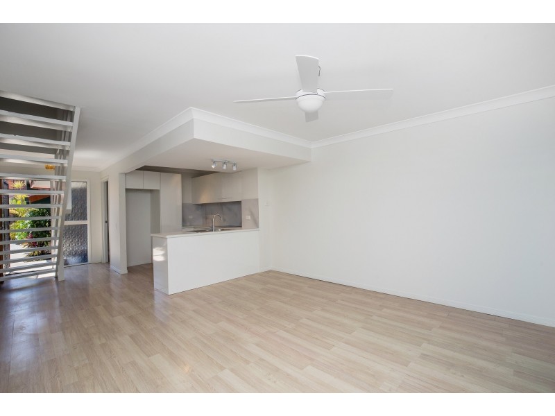 22/5 Galeen Drive, Burleigh Waters QLD 4220