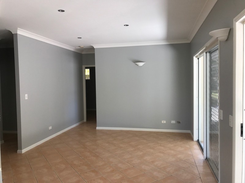 3/2 Elm Court, Tallebudgera QLD 4228