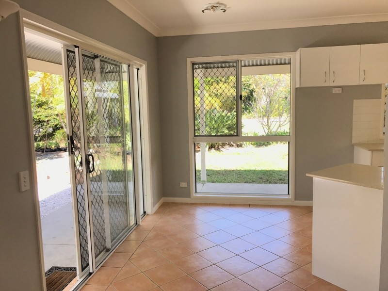 3/2 Elm Court, Tallebudgera QLD 4228