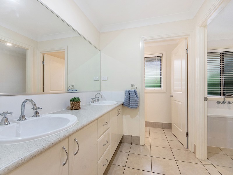18 Cordyline Drive, Reedy Creek QLD 4227