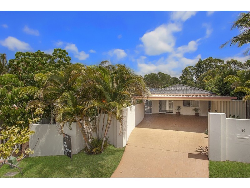 6 Gabriels Court, Robina QLD 4226