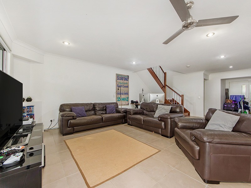 34 Tours Way, Burleigh Waters QLD 4220