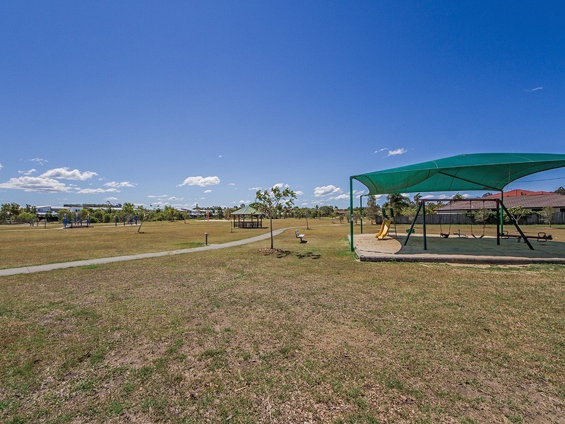 34 Tours Way, Burleigh Waters QLD 4220