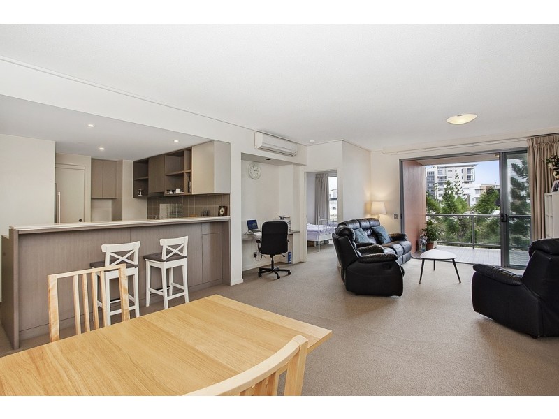 212/60 Riverwalk Avenue, Robina QLD 4226