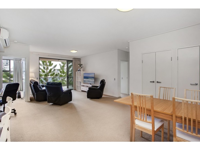212/60 Riverwalk Avenue, Robina QLD 4226