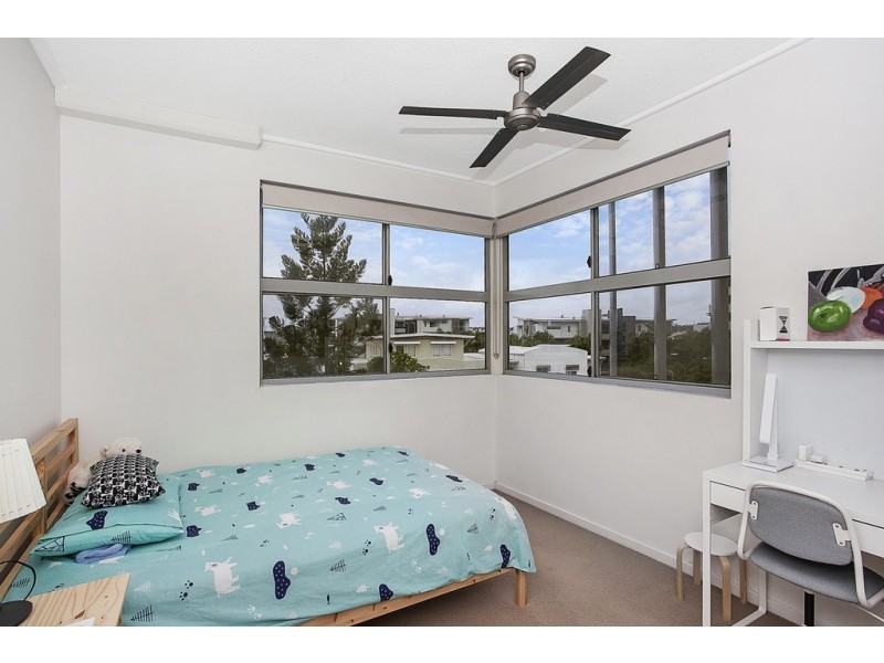 212/60 Riverwalk Avenue, Robina QLD 4226
