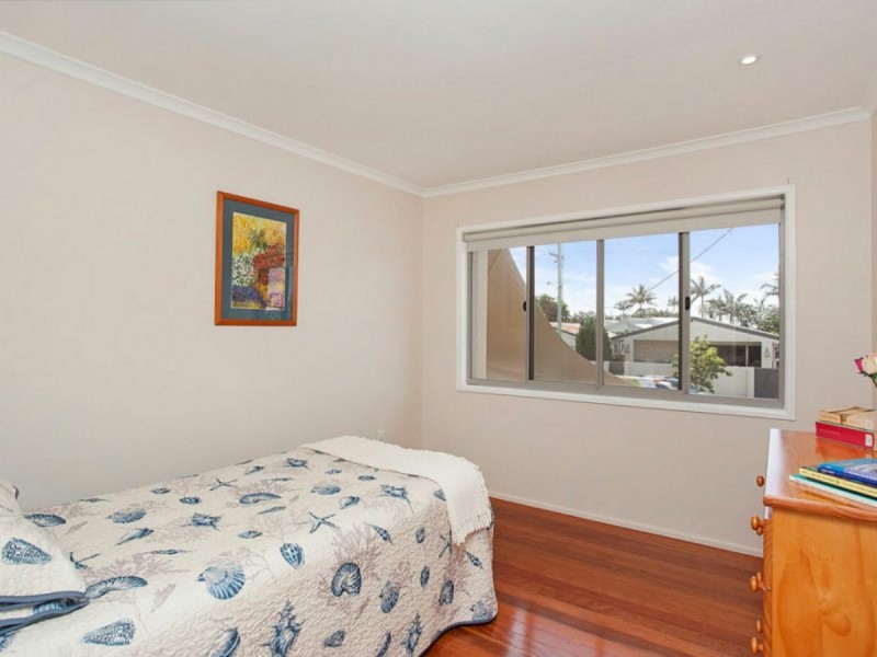 40 Christine Avenue, Miami QLD 4220