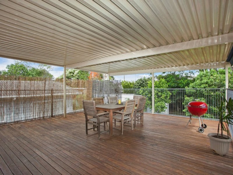 40 Christine Avenue, Miami QLD 4220